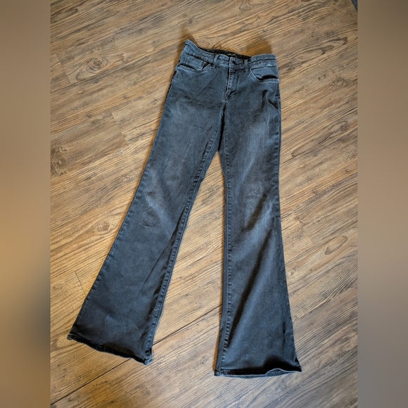 🪴BOGO FREE🪴 MAVI HIGH RISE FLARE JEAN SIZE 26/32 - Picture 1 of 5